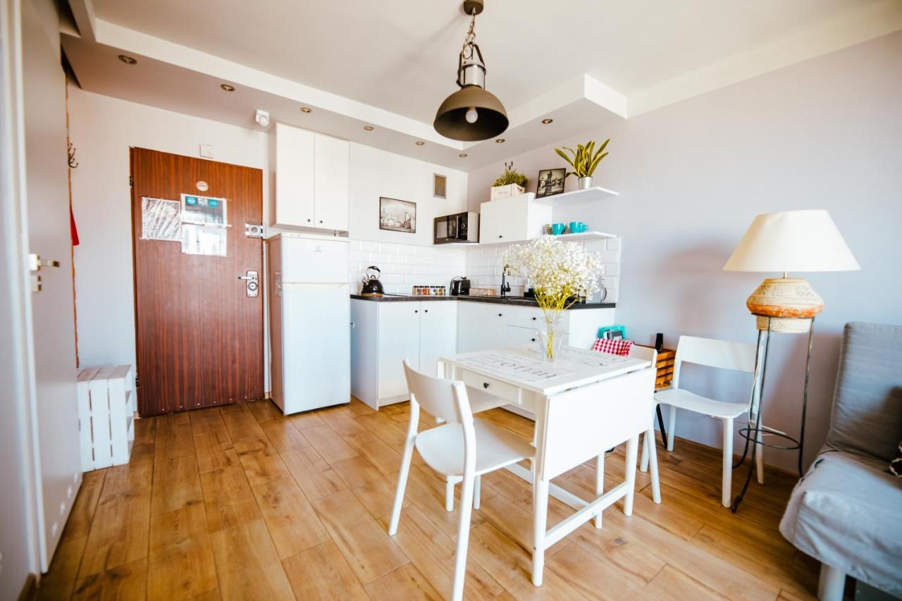Bright 14Th Floor Central Home With Balcony & Views Варшава Экстерьер фото