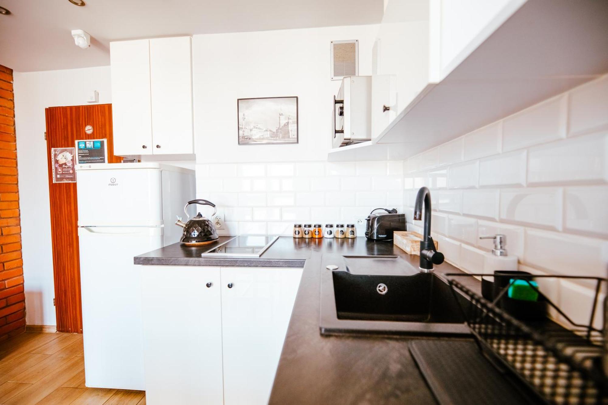 Bright 14Th Floor Central Home With Balcony & Views Варшава Экстерьер фото