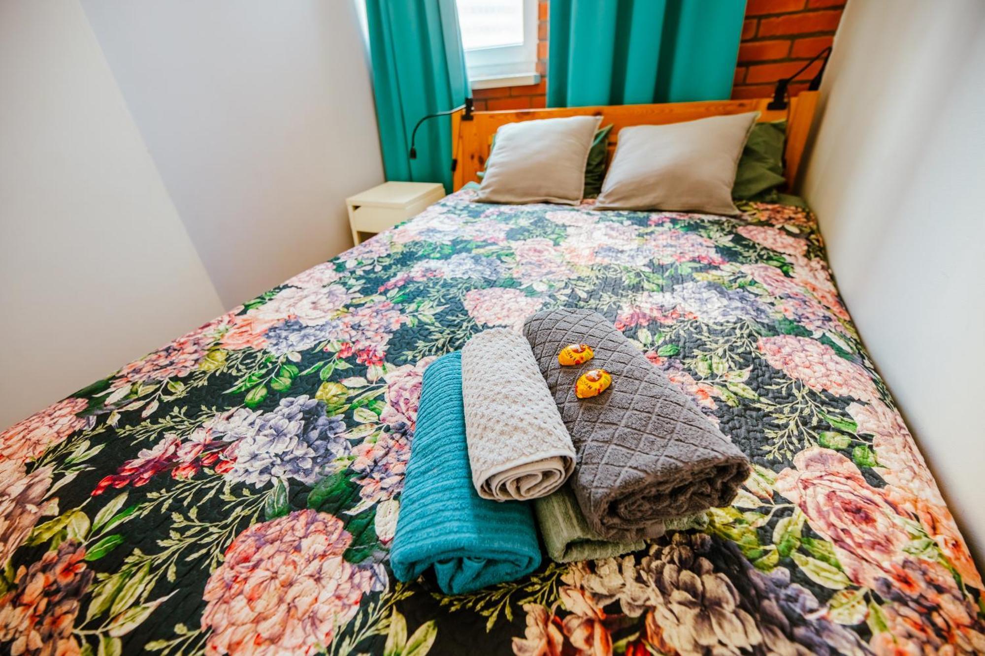 Bright 14Th Floor Central Home With Balcony & Views Варшава Экстерьер фото