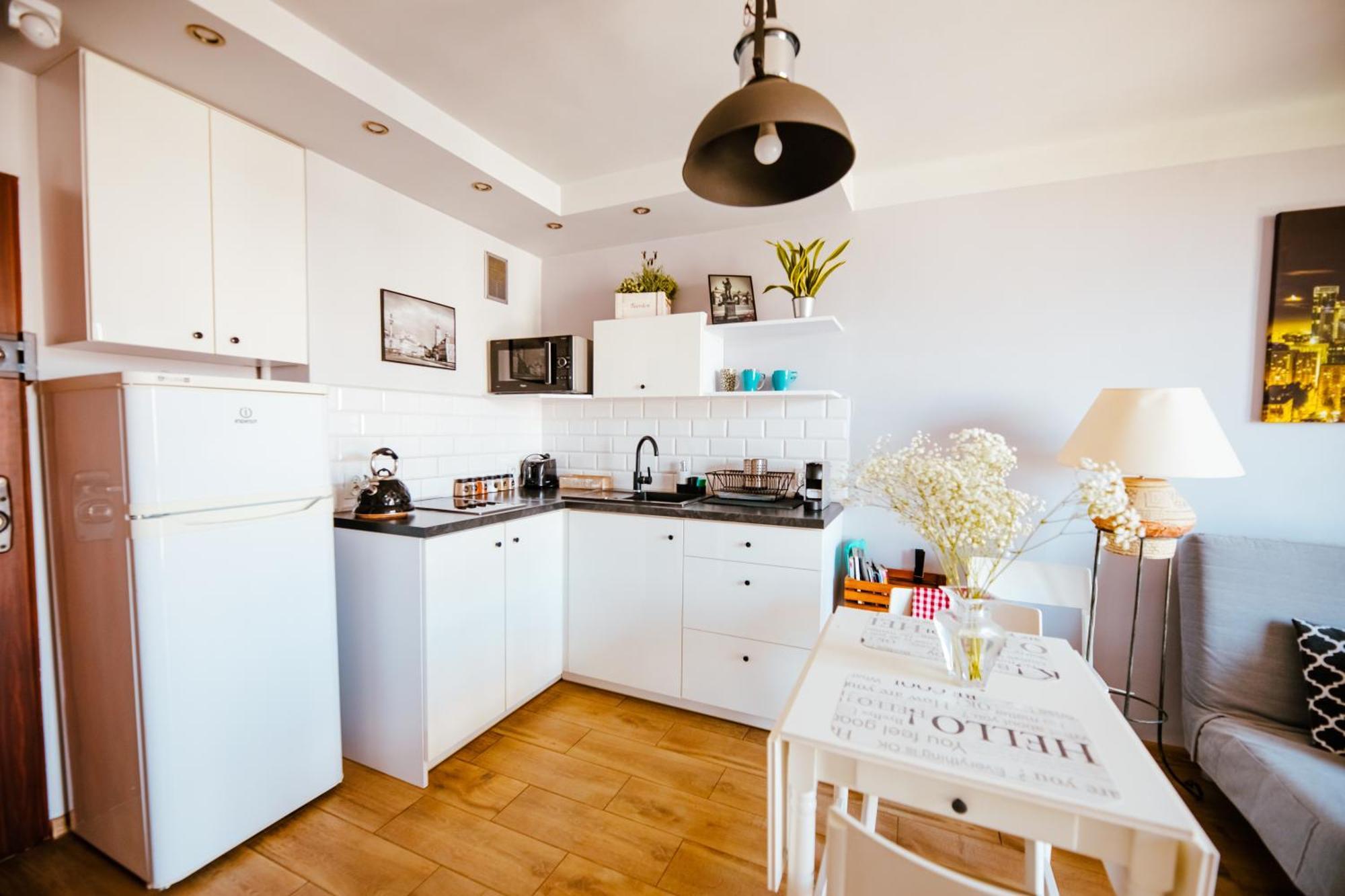 Bright 14Th Floor Central Home With Balcony & Views Варшава Экстерьер фото