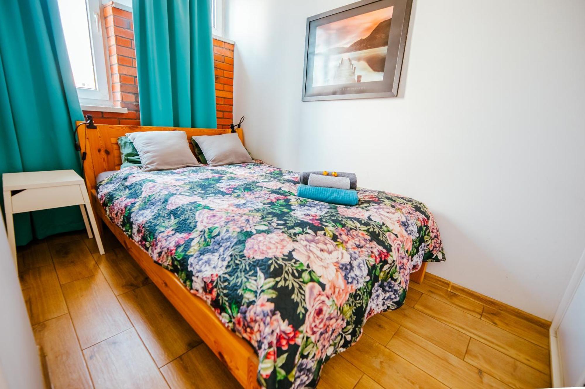 Bright 14Th Floor Central Home With Balcony & Views Варшава Экстерьер фото