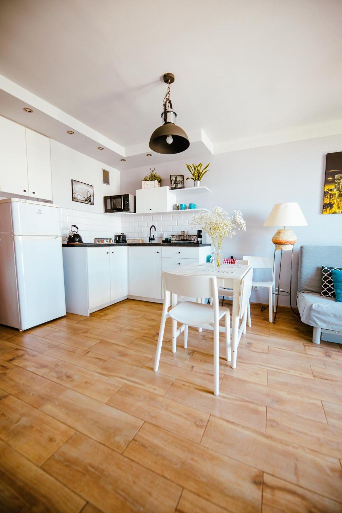 Bright 14Th Floor Central Home With Balcony & Views Варшава Экстерьер фото